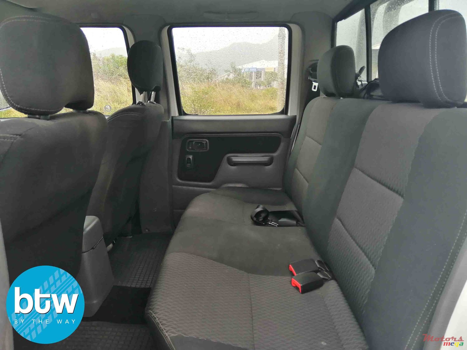 2019' Nissan Hardbody photo #4