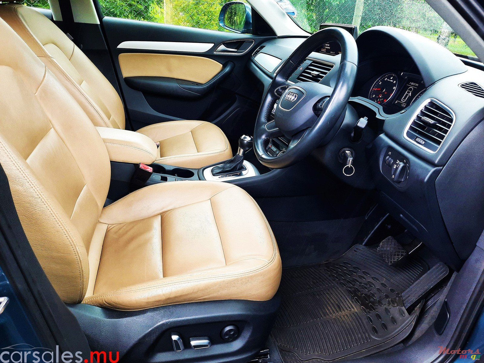 2016' Audi Q3 1.4 TFSI photo #6