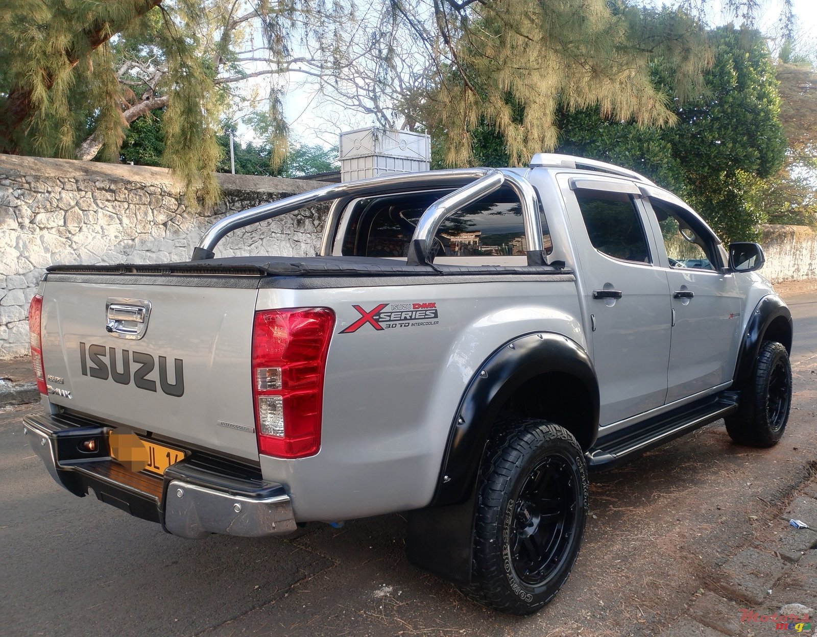 2014' Isuzu D-Max photo #4