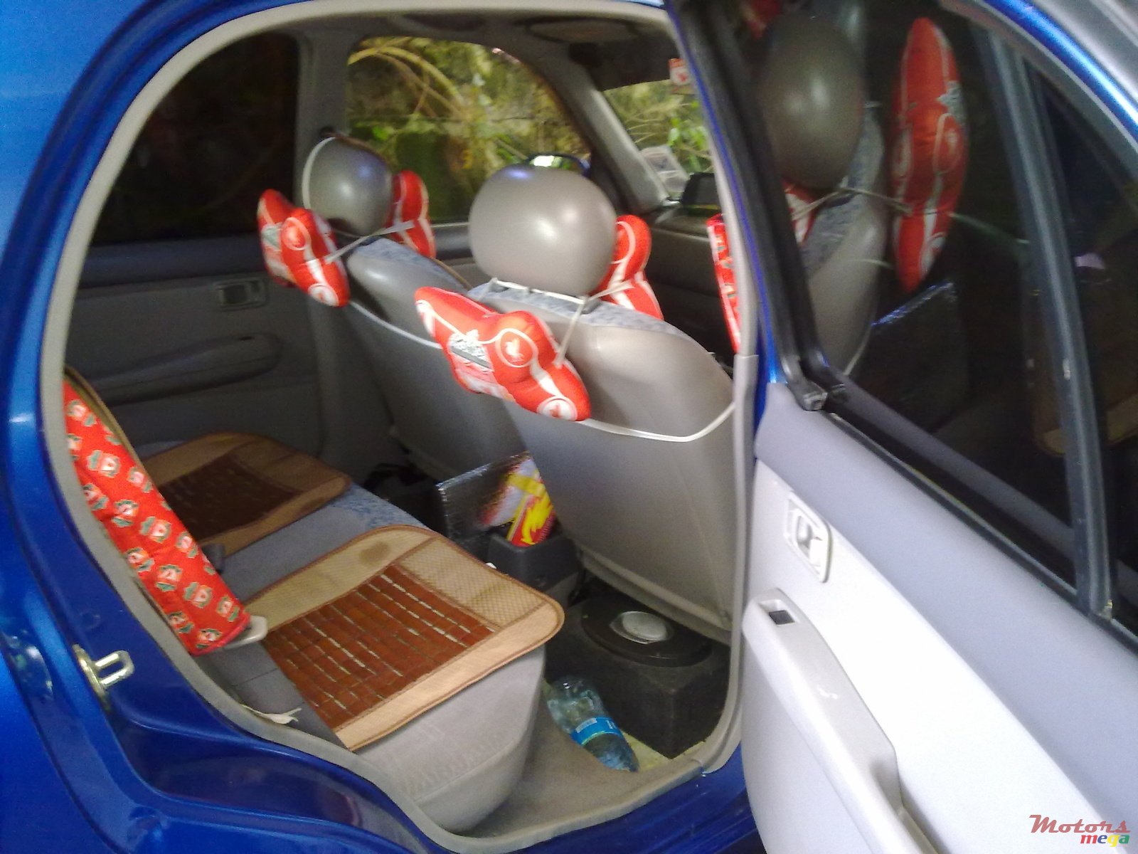 1998' Nissan Maxima photo #3