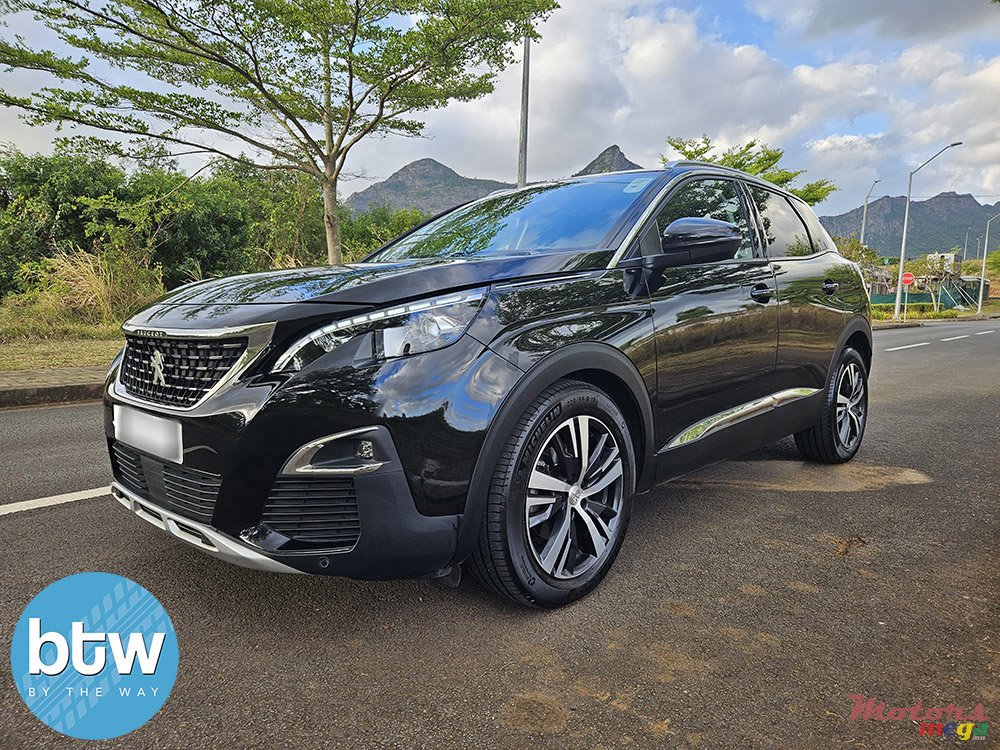 2020' Peugeot 3008 Allure photo #2