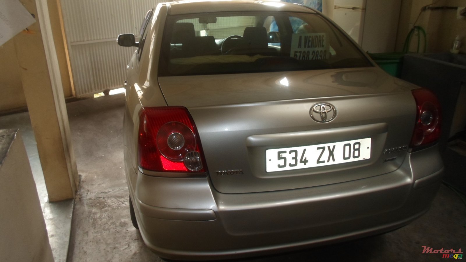 2008' Toyota Avensis nil photo #2