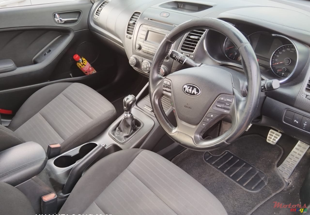 2014' Kia Cerato photo #4