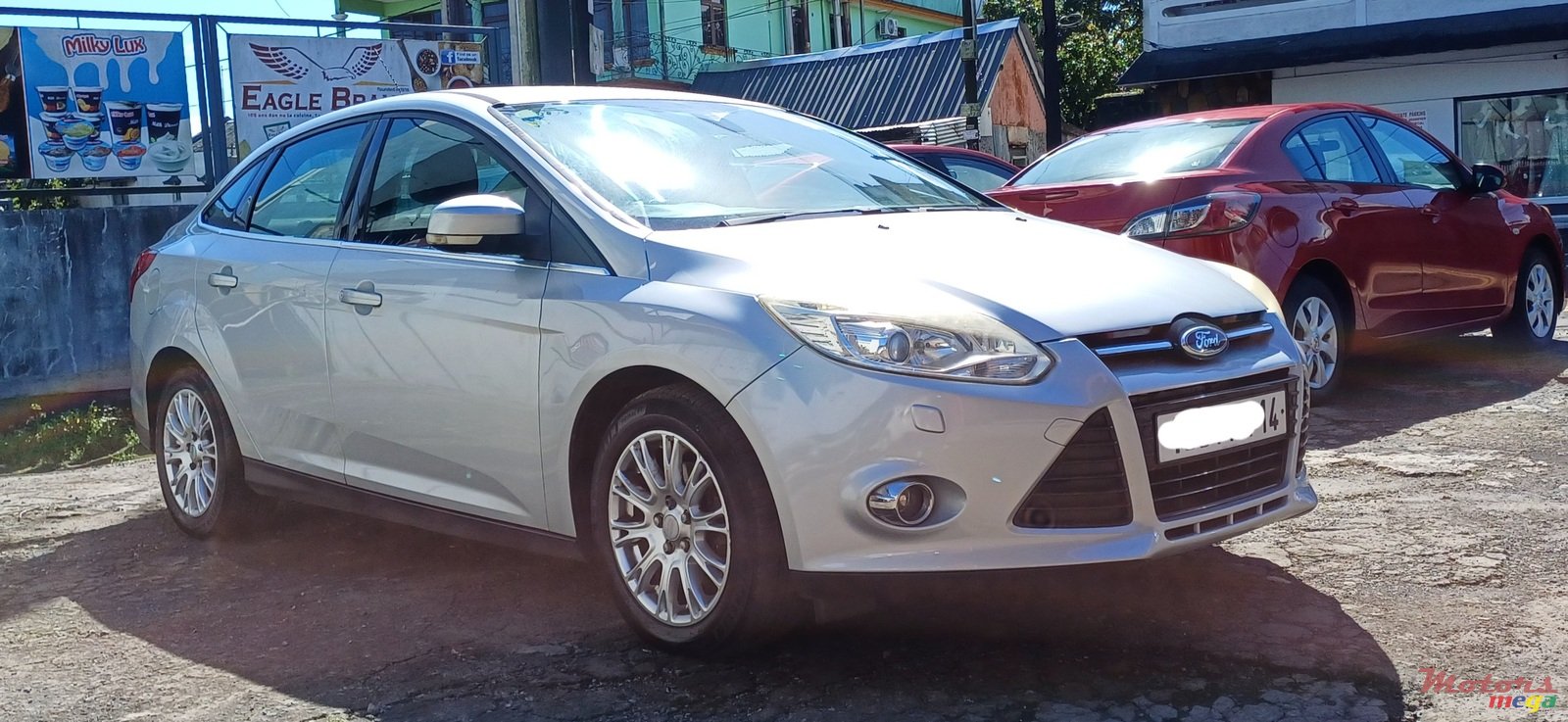 2014' Ford Focus photo #2