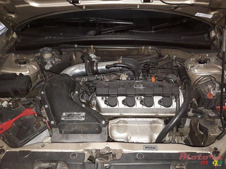 2001' Honda Civic VTEC photo #3