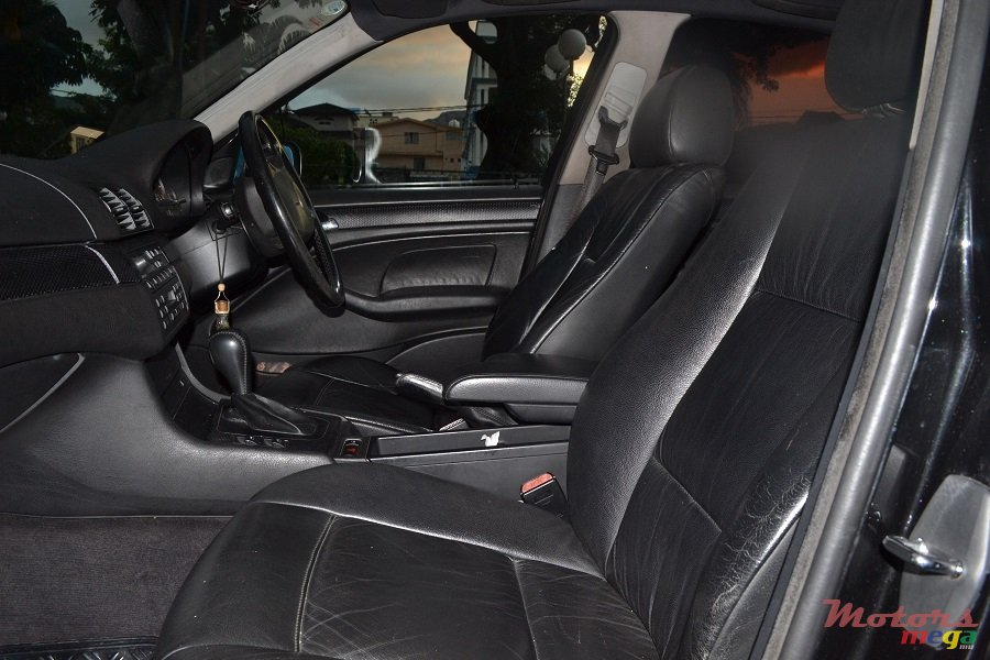 2000' BMW 320 photo #5