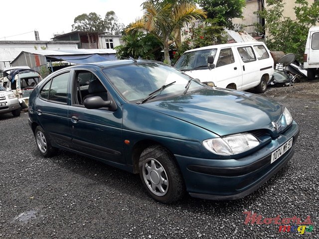 1997' Renault Megane photo #4