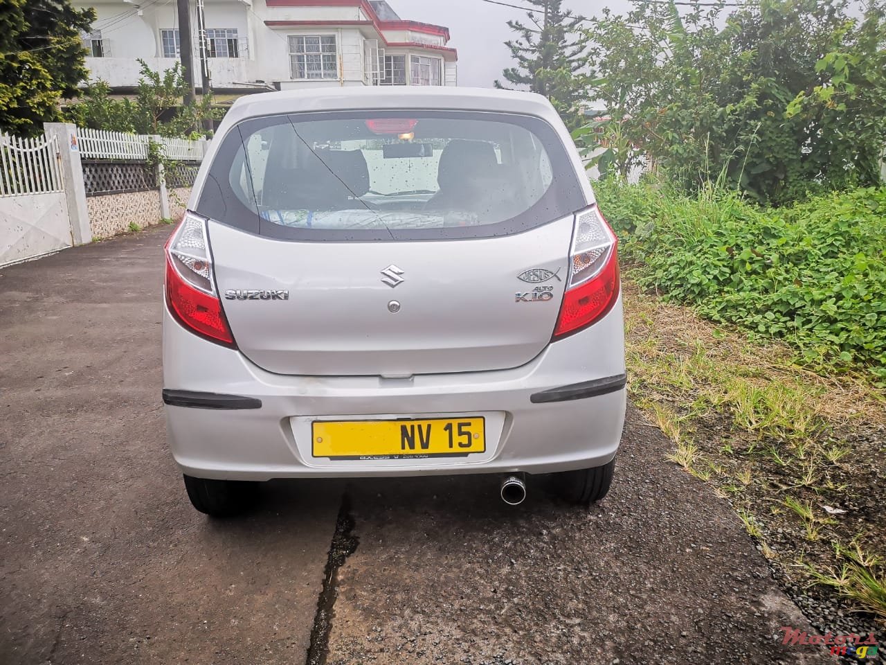 2015' Suzuki Alto K10 photo #1