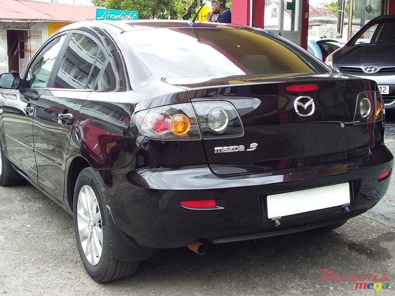 2006' Mazda 3 photo #3