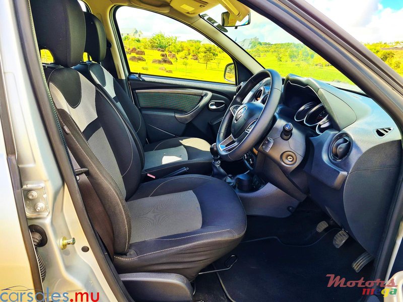 2018' Renault Duster 1.5 dci photo #5
