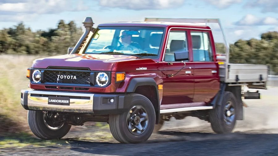 Toyota Land Cruiser 70-Series drops V8 diesel, gets new five-speed manual