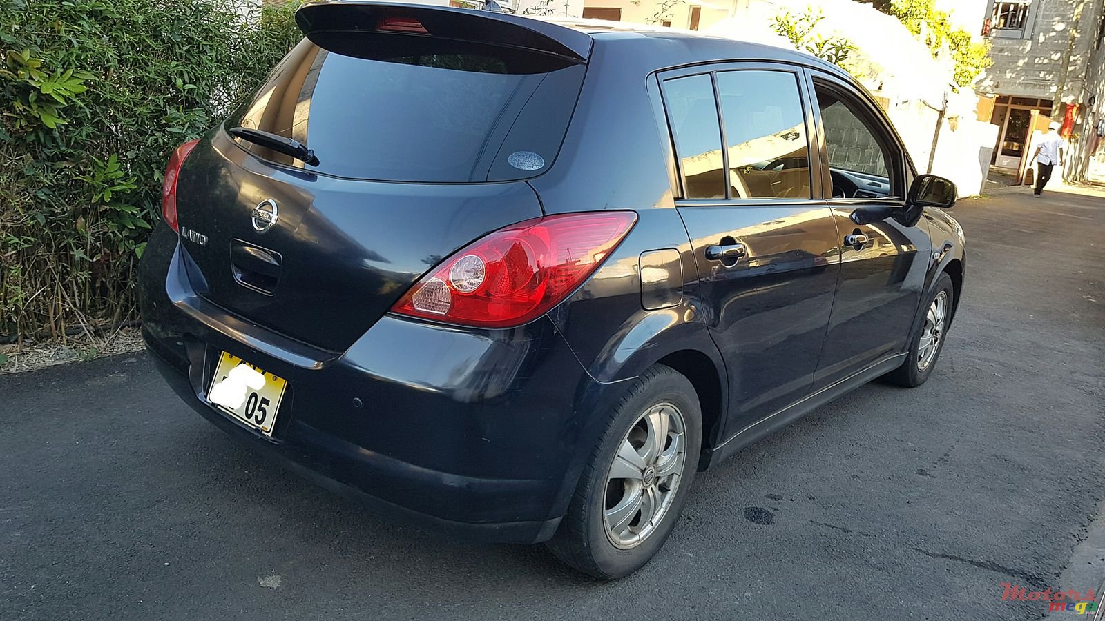 2005' Nissan Tiida Automatic photo #3