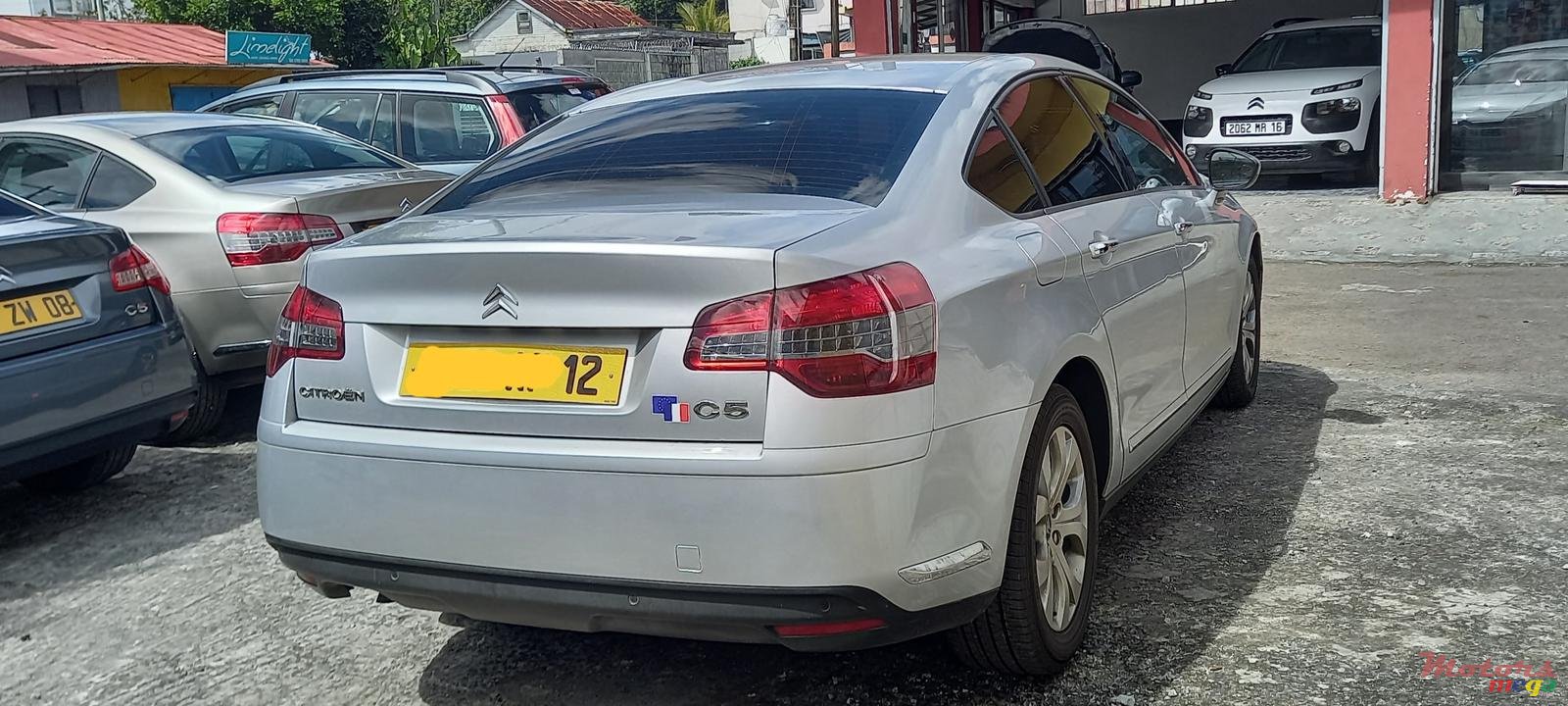 2012' Citroen C5 photo #5