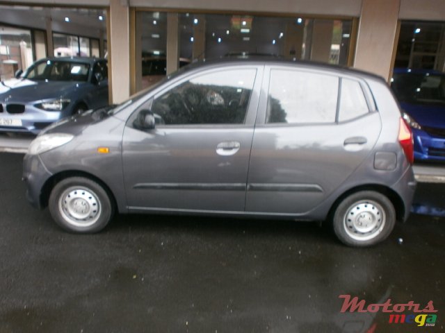 2012' Hyundai i10 photo #3