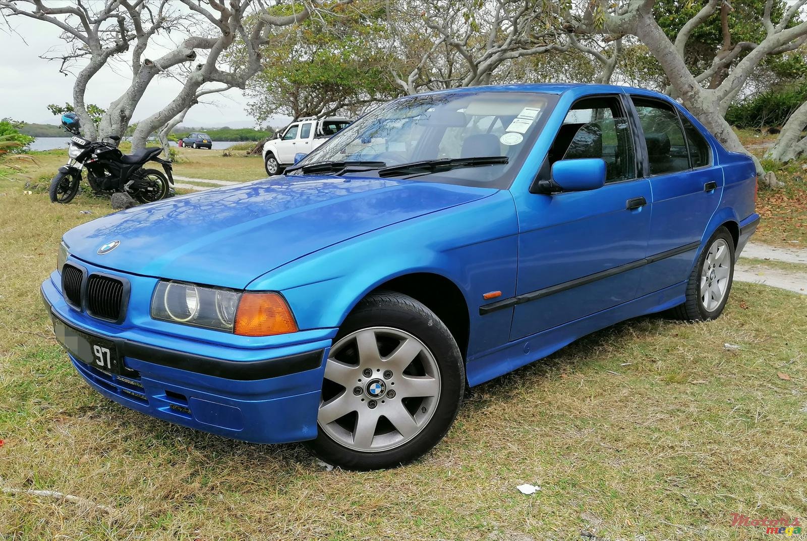1997' BMW 318 E36 photo #3