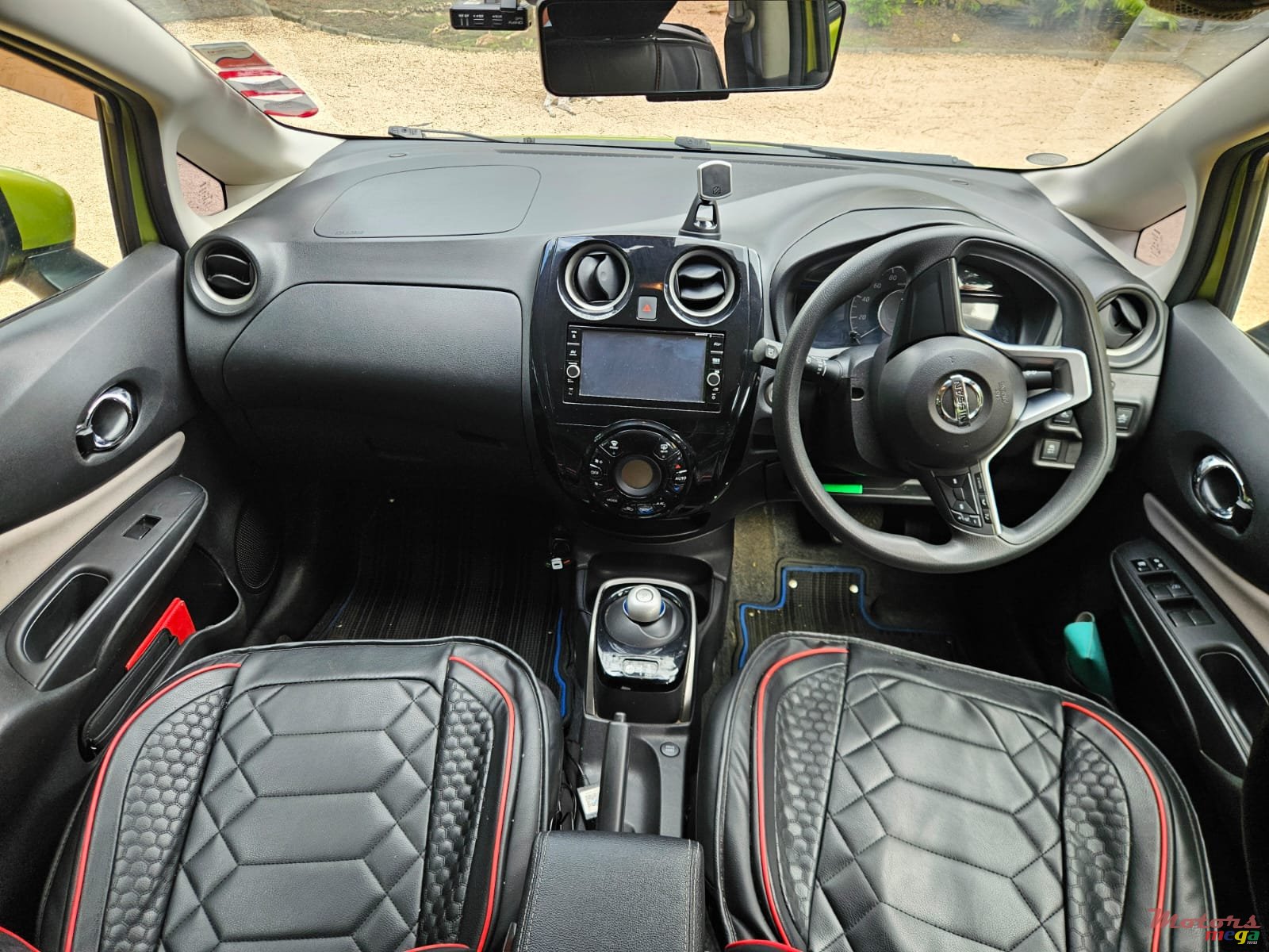 2017' Nissan Note ePower photo #5