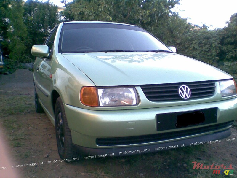 2000' Volkswagen Polo photo #1