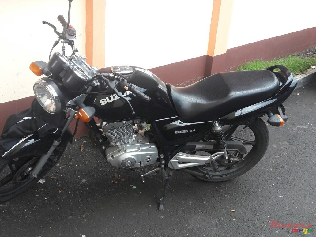 2015' Suzuki EN AA photo #1