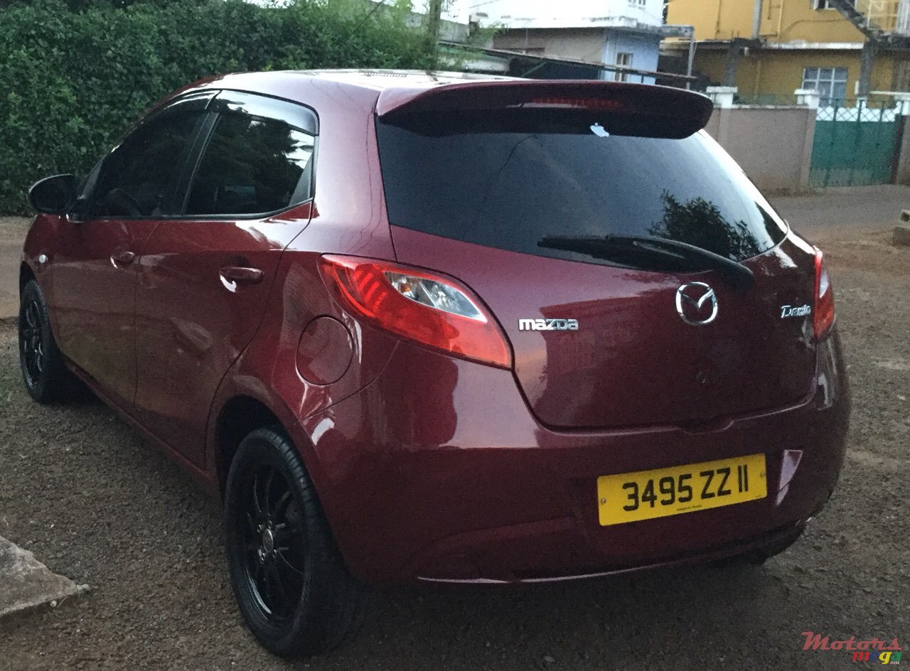 2011' Mazda Demio photo #4