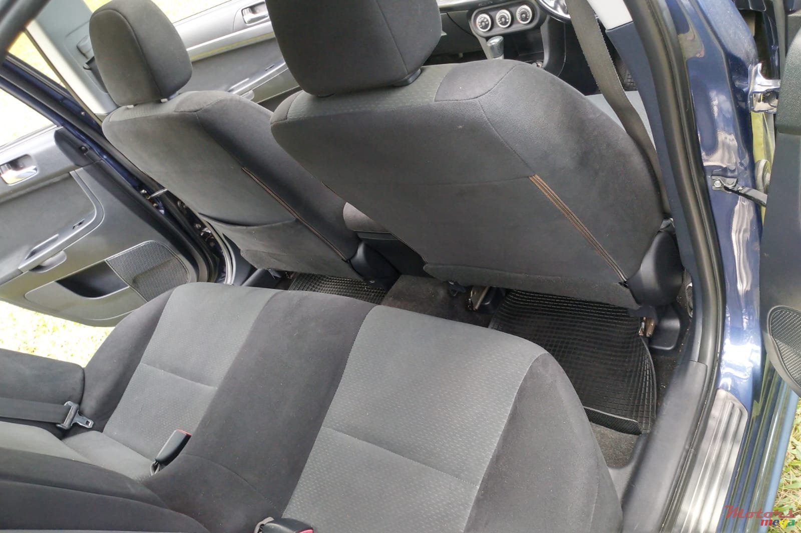 2008' Mitsubishi Lancer X photo #3