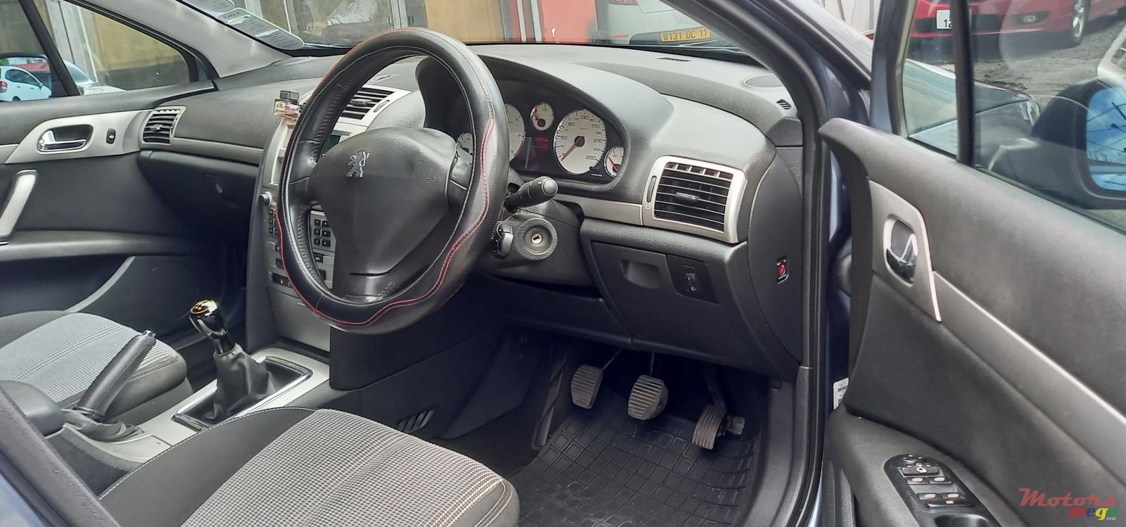 2009' Peugeot 407 photo #5