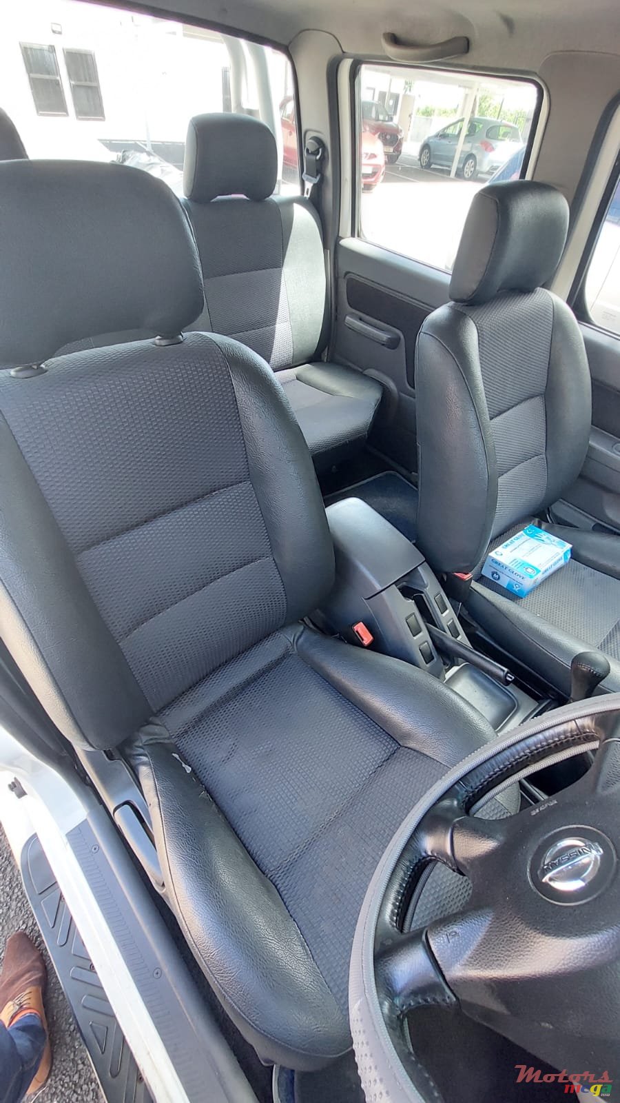 2015' Nissan Hardbody NP300 photo #4