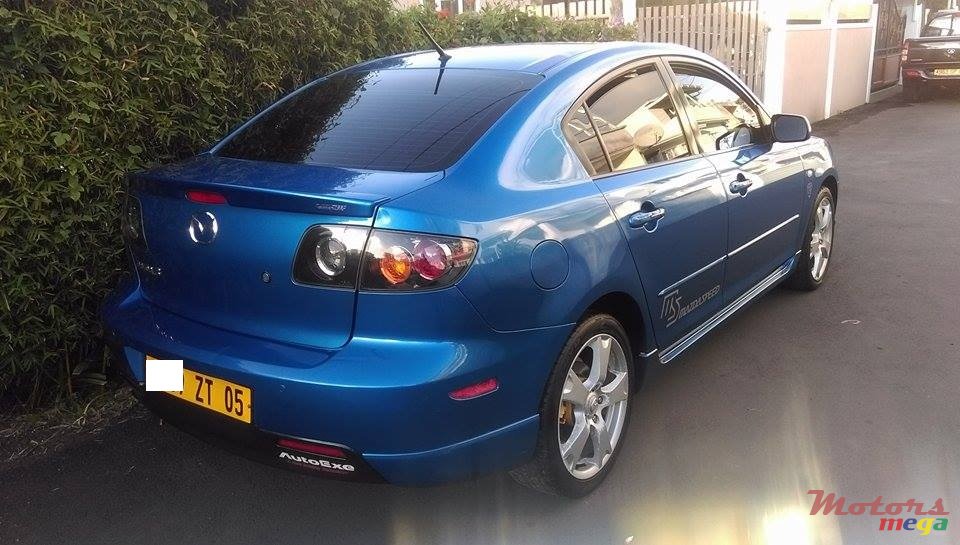 2005' Mazda 3 photo #2