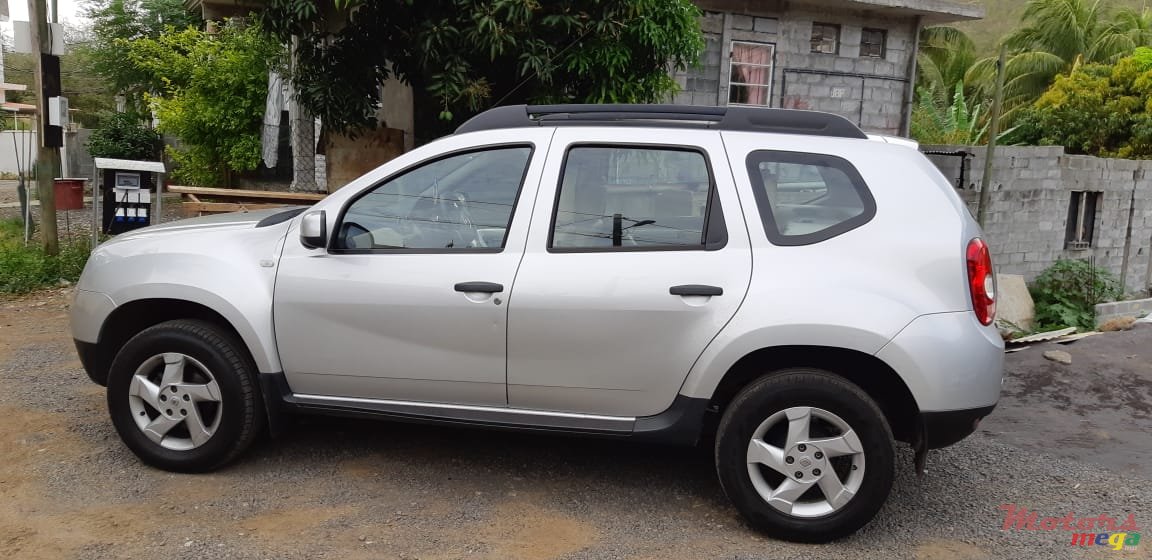 2015' Renault Duster photo #4