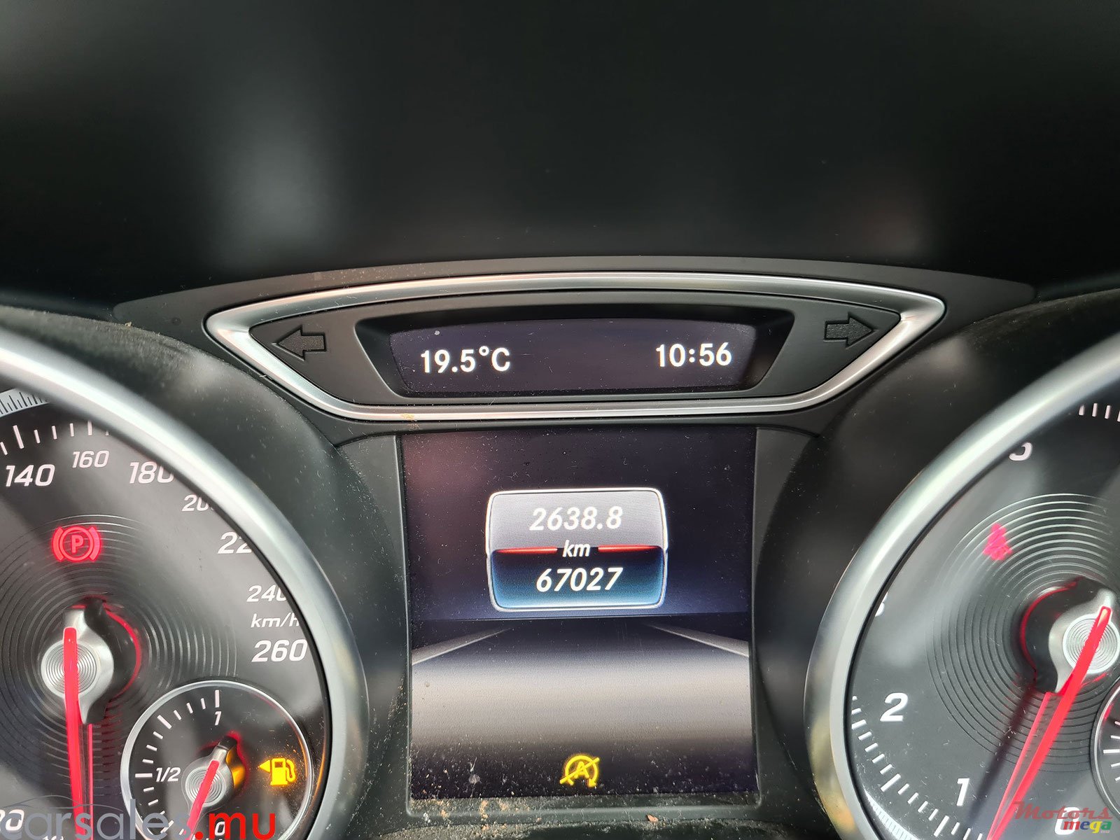 2017' Mercedes-Benz GLA 200 Style 1.6 photo #7