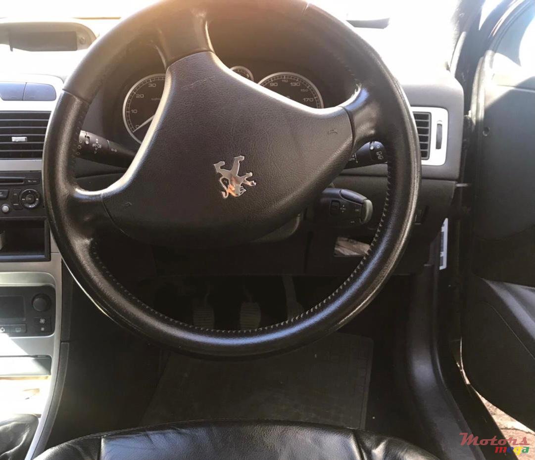 2005' Peugeot 307 photo #3