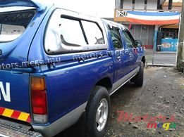 1999' Nissan photo #2