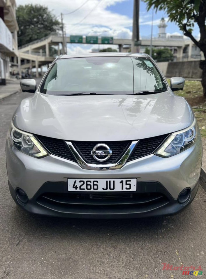 2015' Nissan photo #1