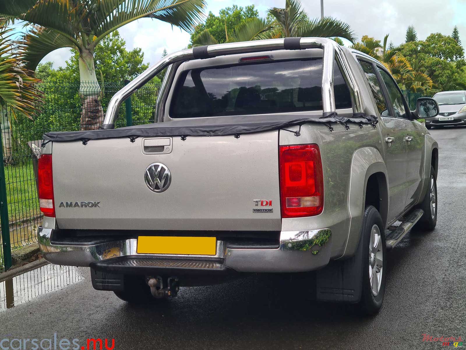2015' Volkswagen Amarok 2.0 TDI AWD photo #4