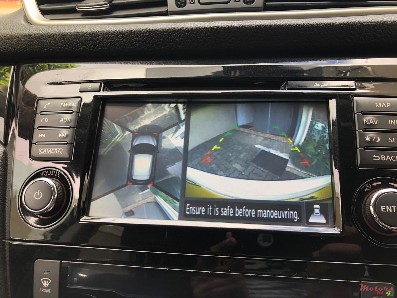 2015' Nissan Qashqai 1.6 Diesel photo #7