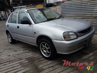 1997' Daihatsu Charade Charade photo #2