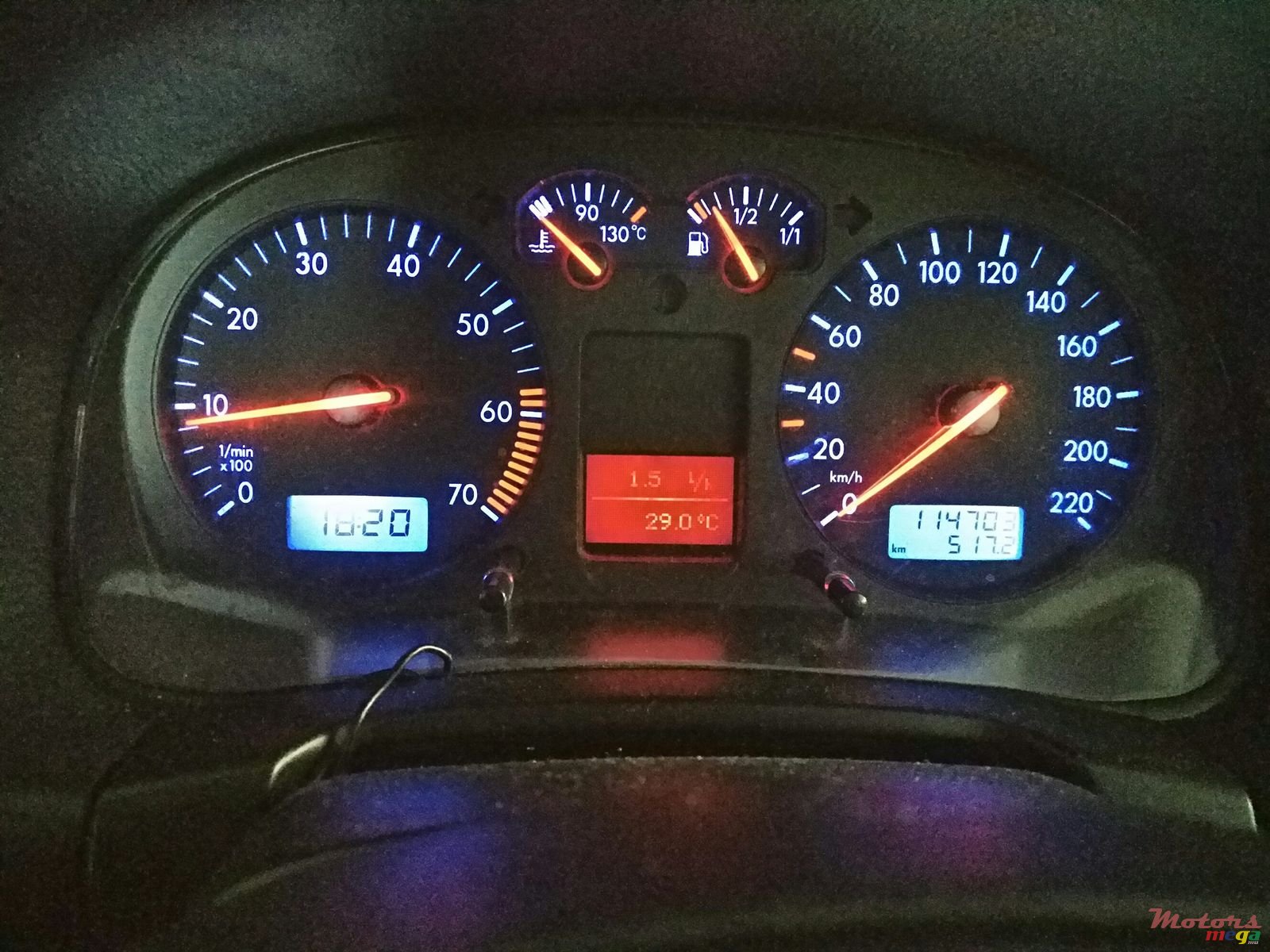 2004' Volkswagen Bora photo #3