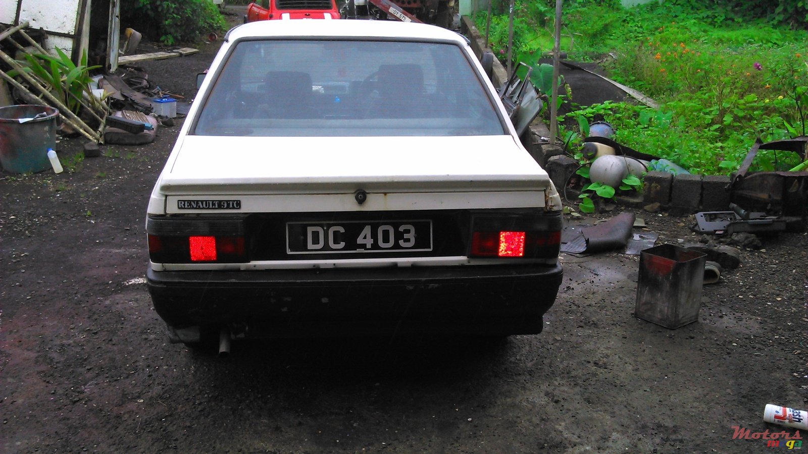 1989' Renault 9 origine photo #2