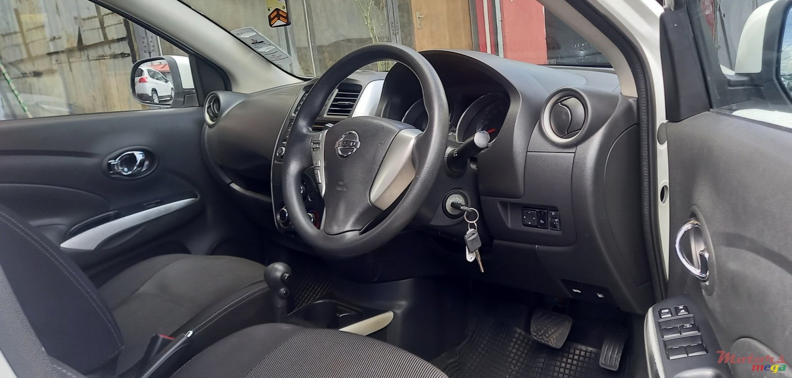 2017' Nissan Almera photo #4