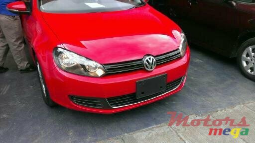 2012' Volkswagen Golf photo #6