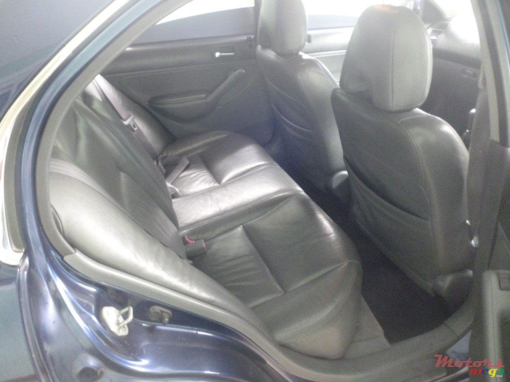 2004' Honda Civic Vti photo #5