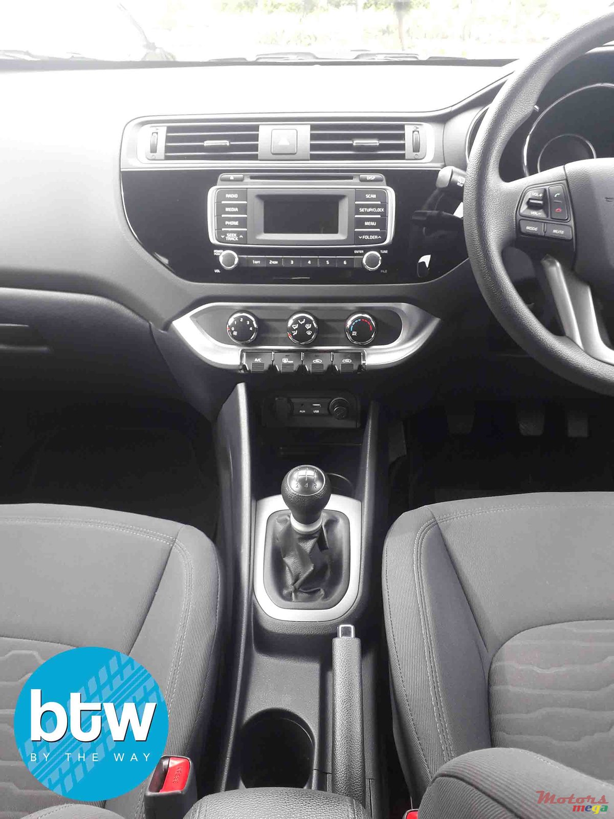 2016' Kia Rio photo #4