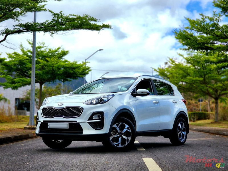 2019' Kia Sportage photo #2