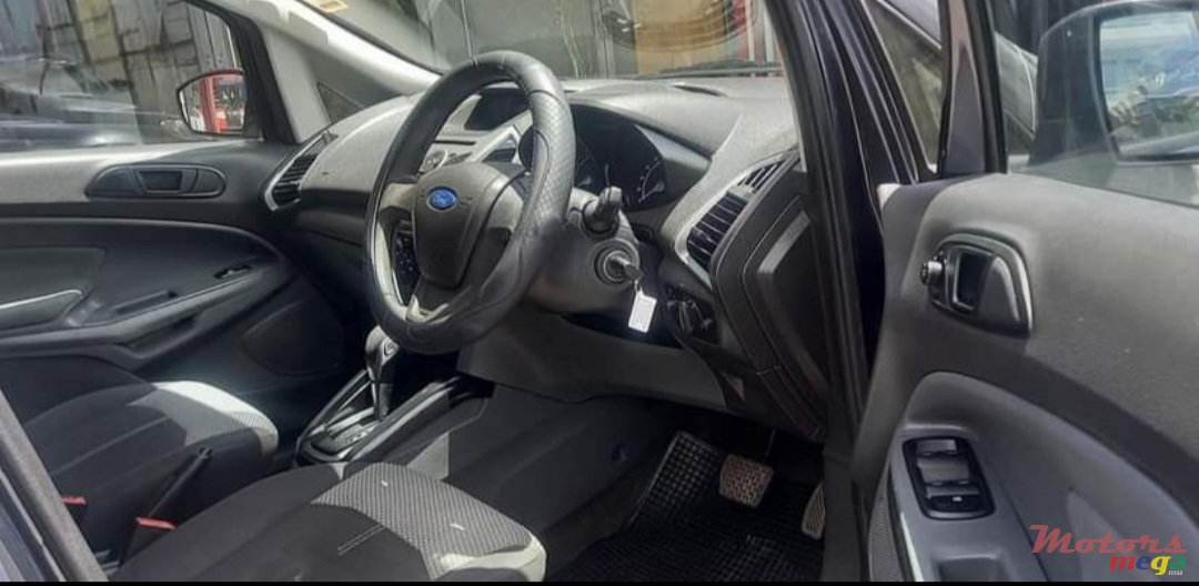 2013' Ford EcoSport photo #5