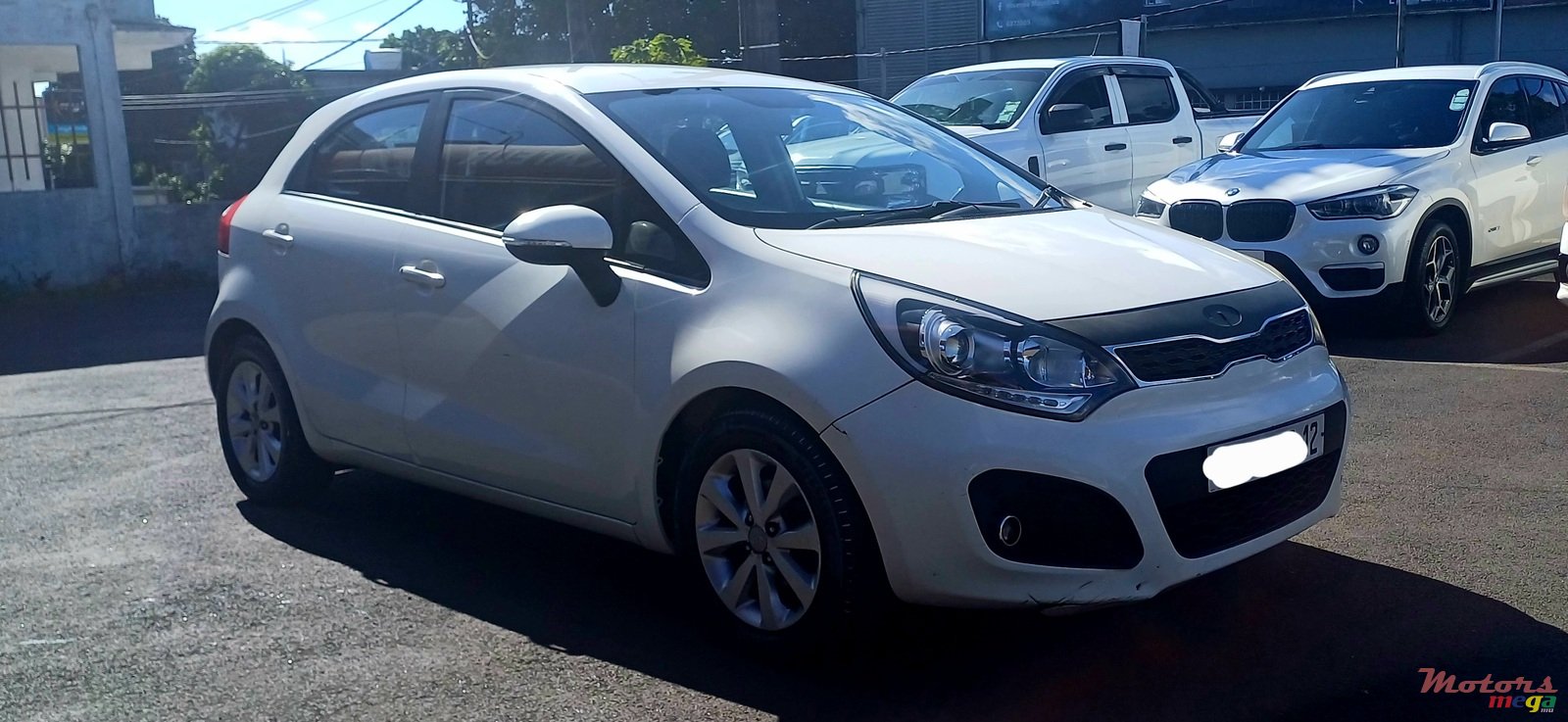 2012' Kia Rio photo #2