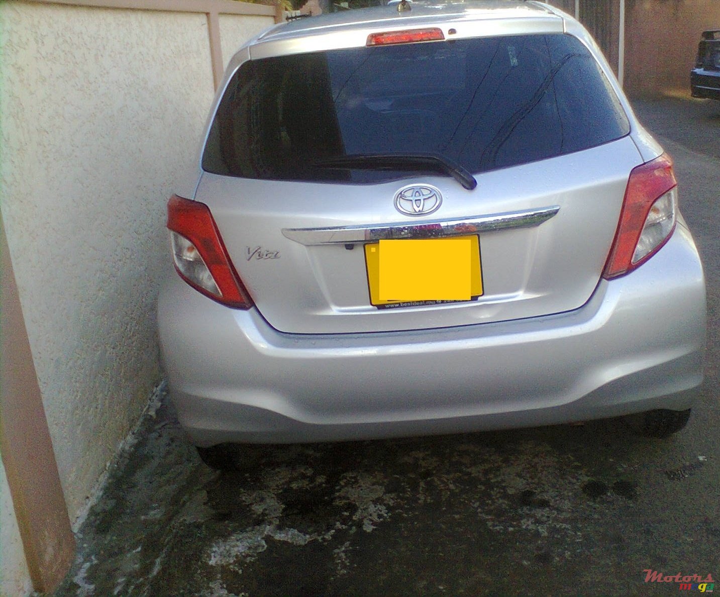 2011' Toyota photo #3