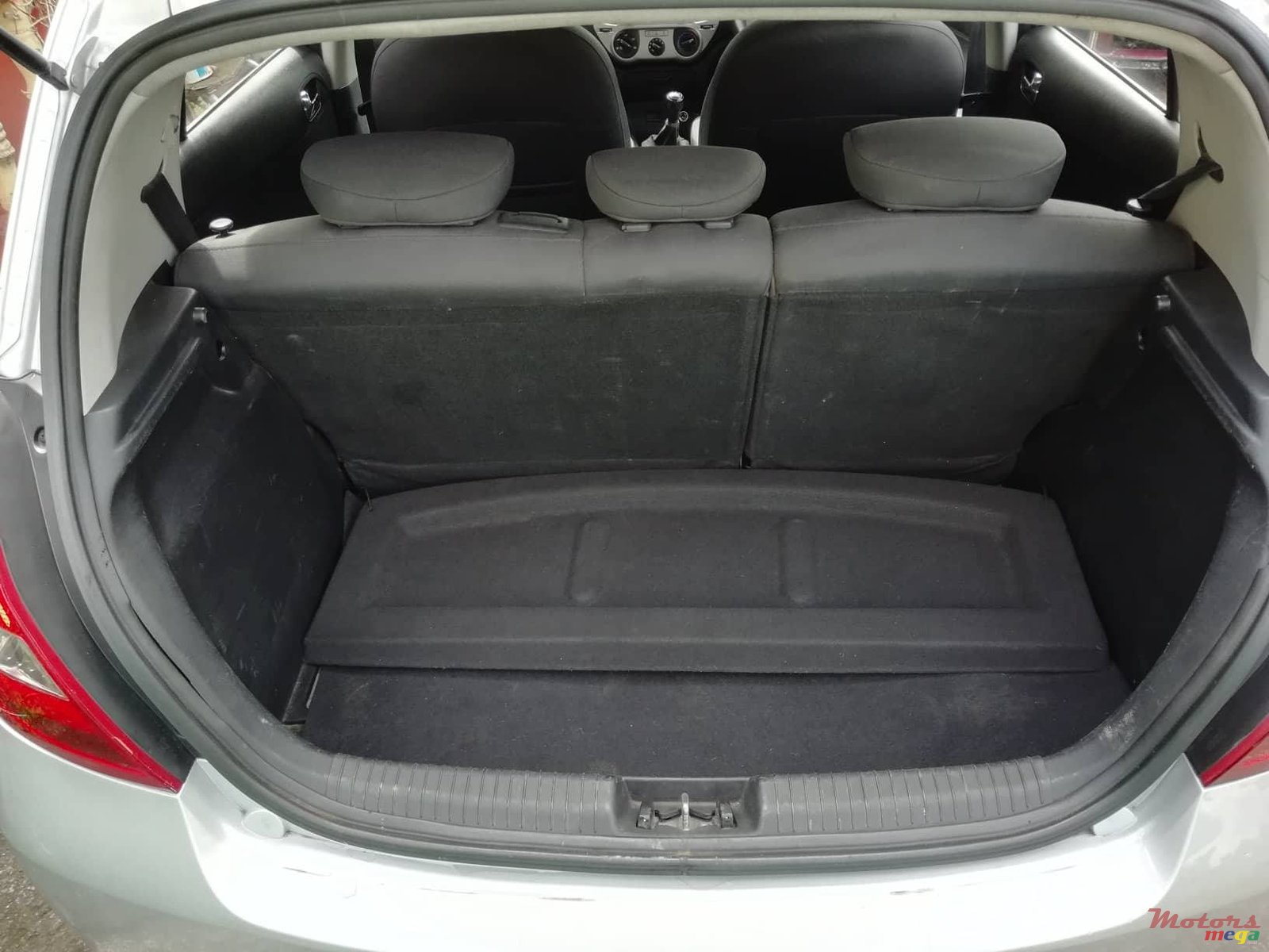 2011' Hyundai i20 photo #4