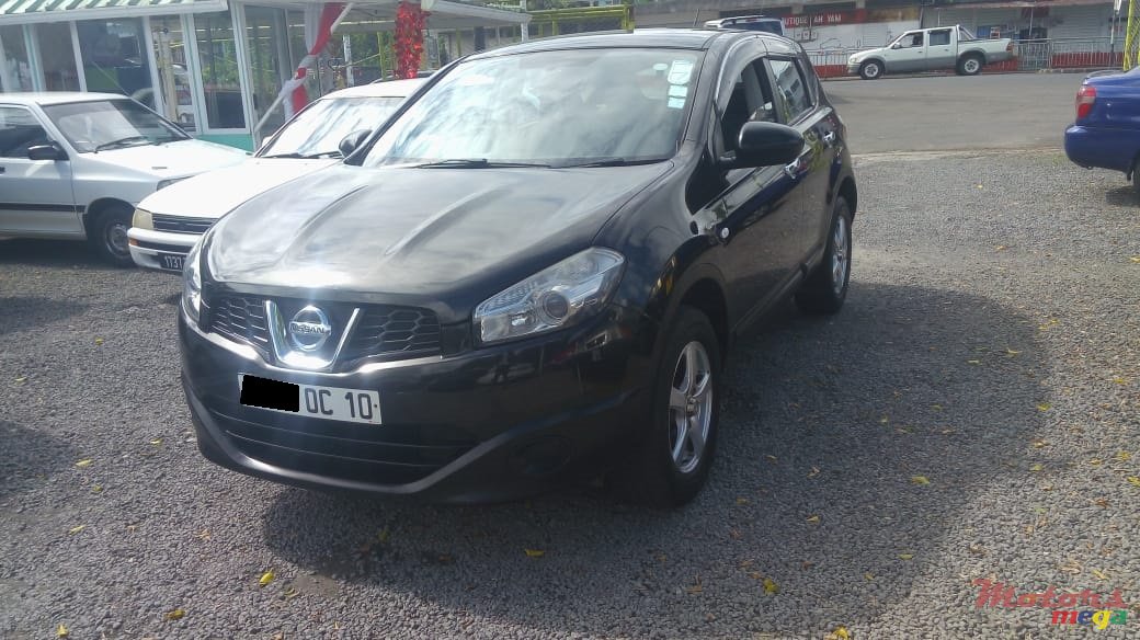 2010' Nissan Qashqai photo #1