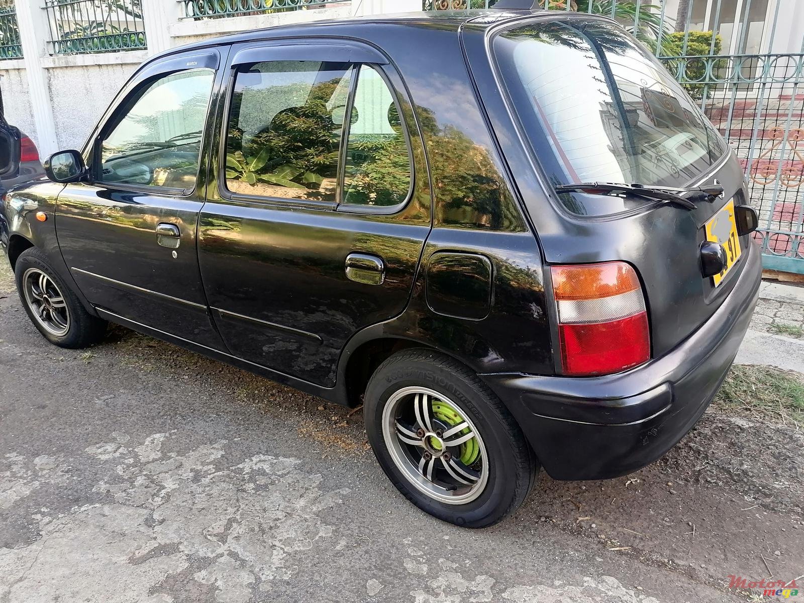 1997' Nissan March photo #6