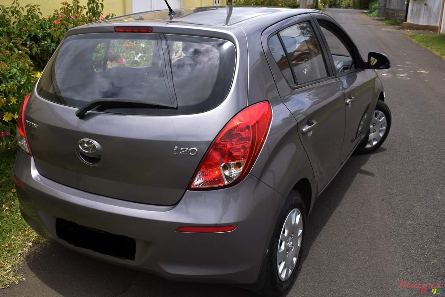 2012' Hyundai i20 photo #3