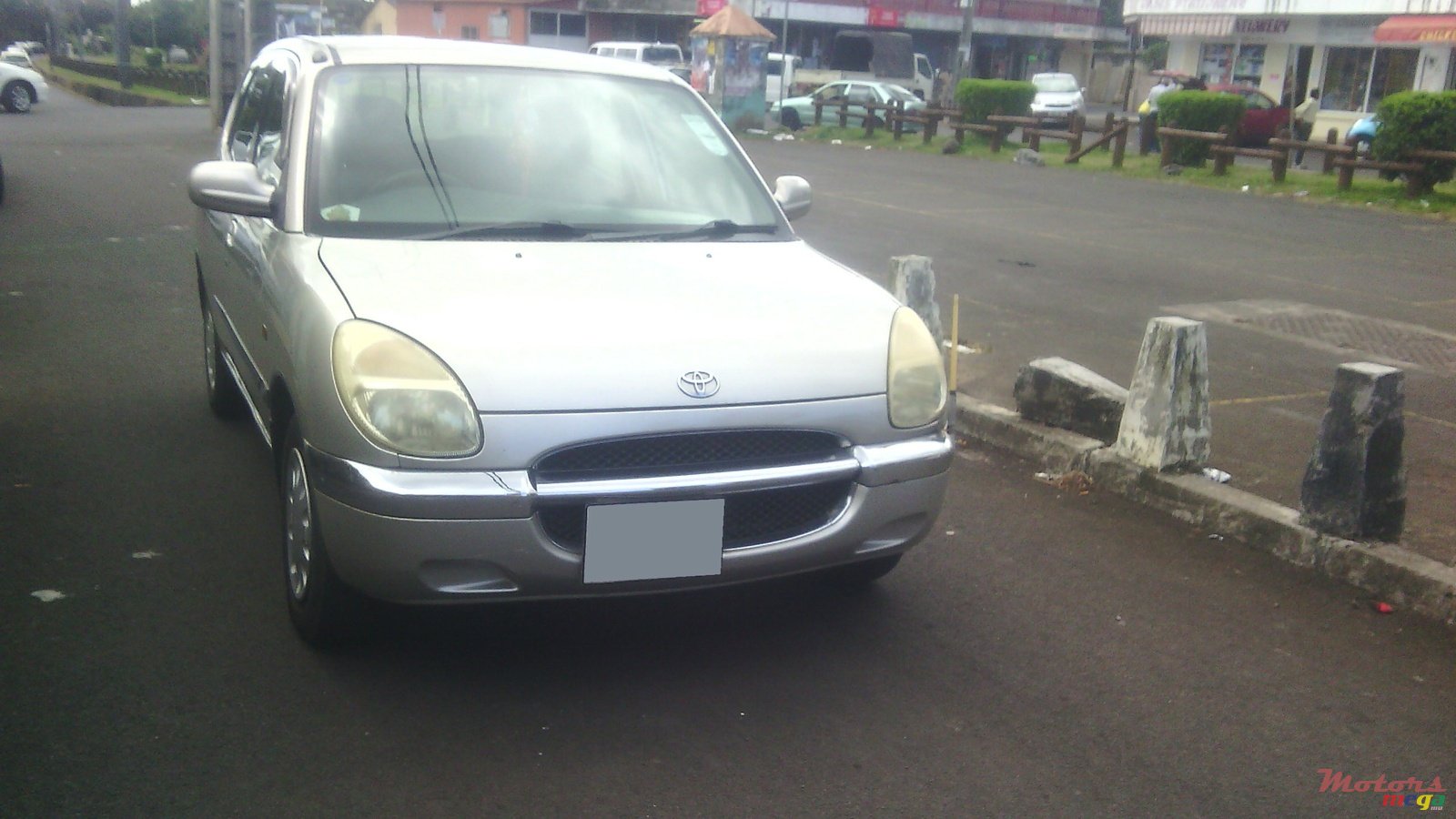 2000' Toyota photo #1